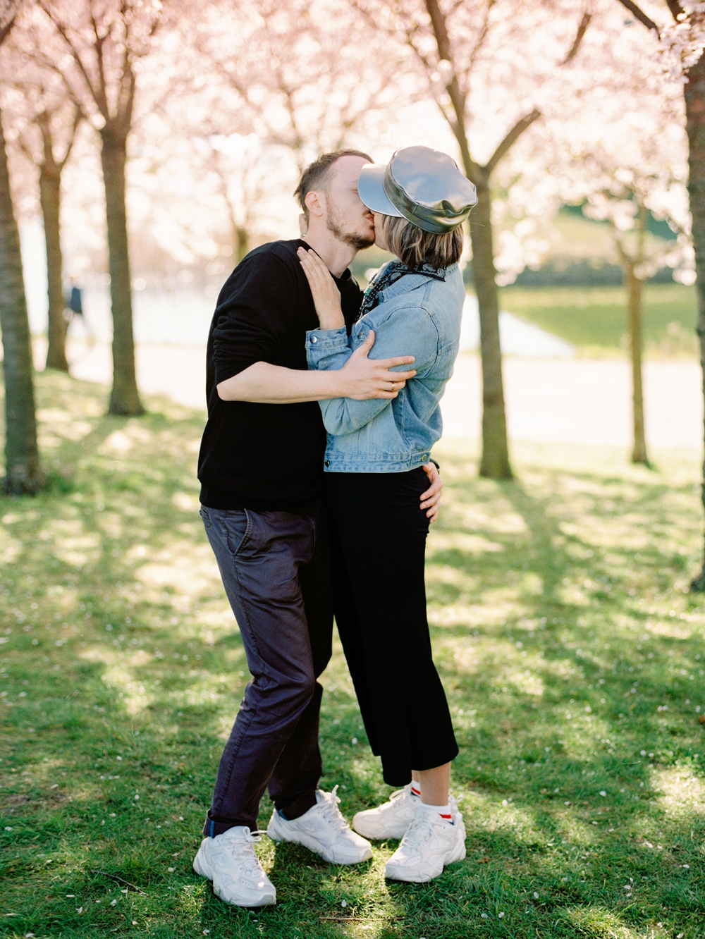 Engagement and Wedding Photosession in Copenhagen | Film Fuji 400H, Mamiya 645 | Love spring Denmark
