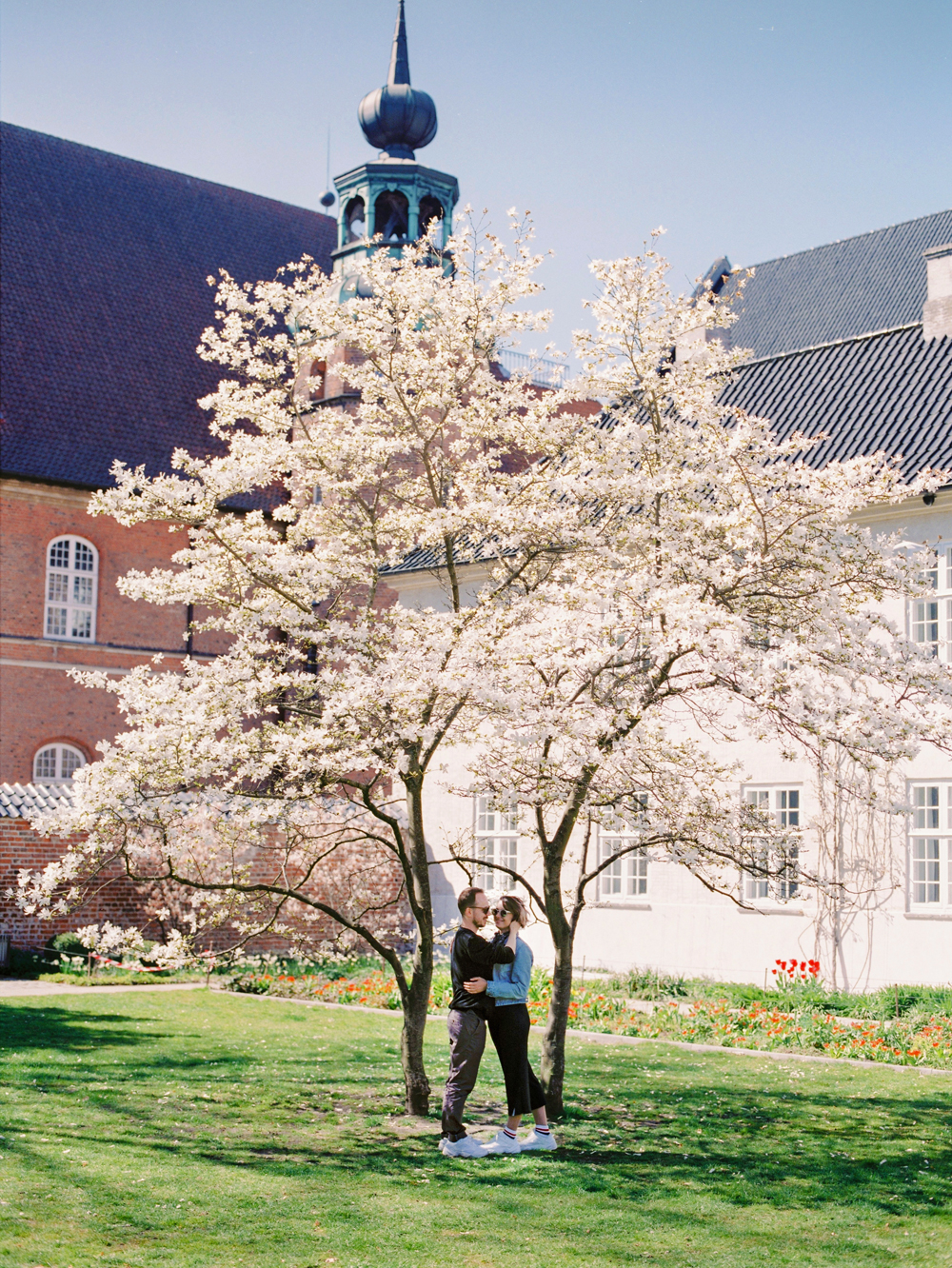 Engagement and Wedding Photosession in Copenhagen | Film Fuji 400H, Mamiya 645 | Love spring Denmark
